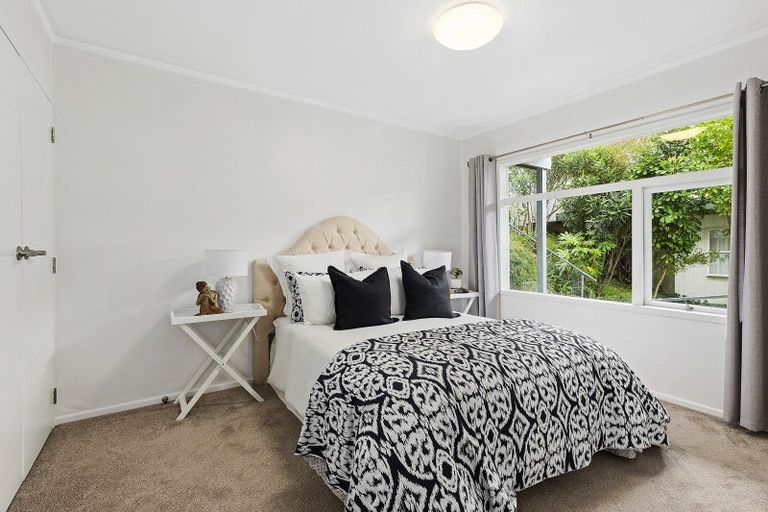 Photo of property in 3/27 Winston Street, Crofton Downs, Wellington, 6035