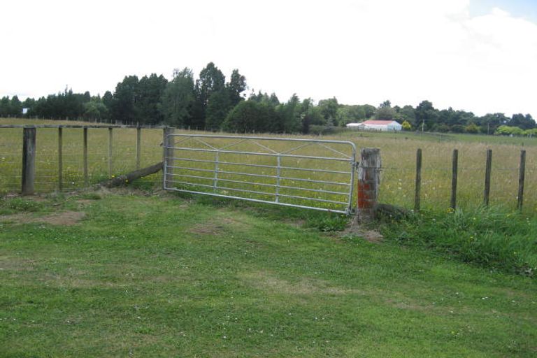 Photo of property in 1 Alexandra Road, Raetihi, 4632