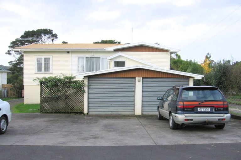Photo of property in 35a Roland Road, Greenhithe, Auckland, 0632