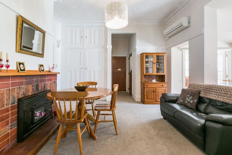 Photo of property in 8 Latham Street, Napier South, Napier, 4110