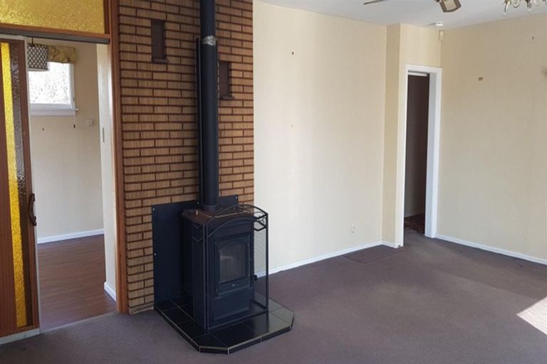 Photo of property in 12 Parker Street, Hornby, Christchurch, 8042
