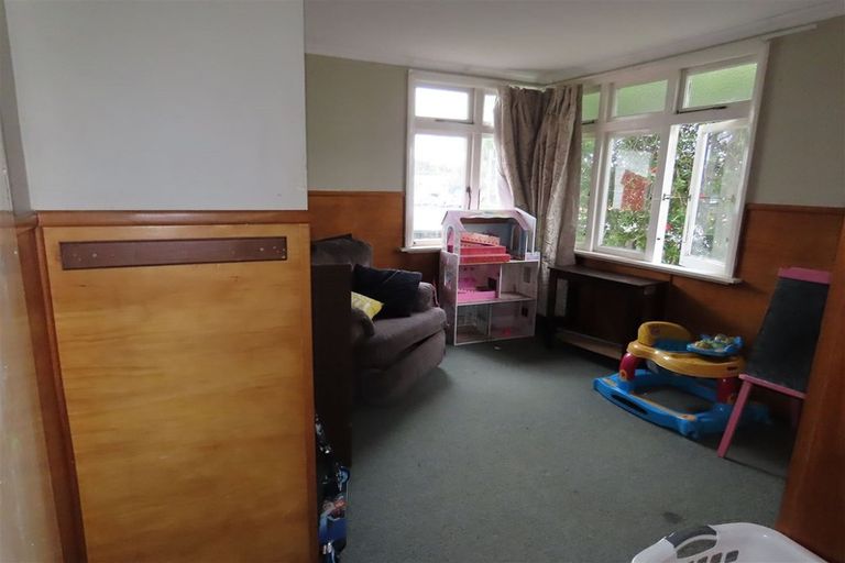 Photo of property in 18 Wilton Street, Levin, 5510