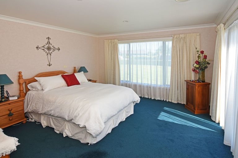 Photo of property in 4 William Donald Drive, Solway, Masterton, 5810