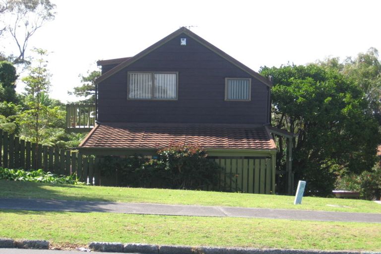 Photo of property in 1/81 Waipa Street, Birkenhead, Auckland, 0626