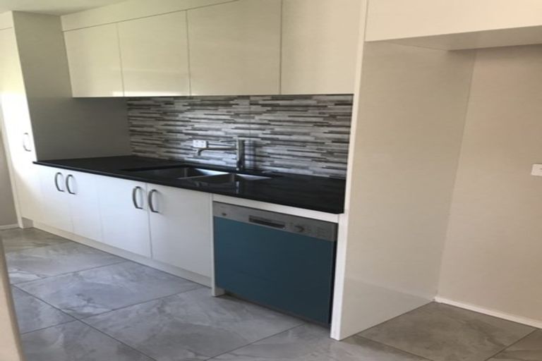 Photo of property in 21 Miharo Crescent, Flagstaff, Hamilton, 3210