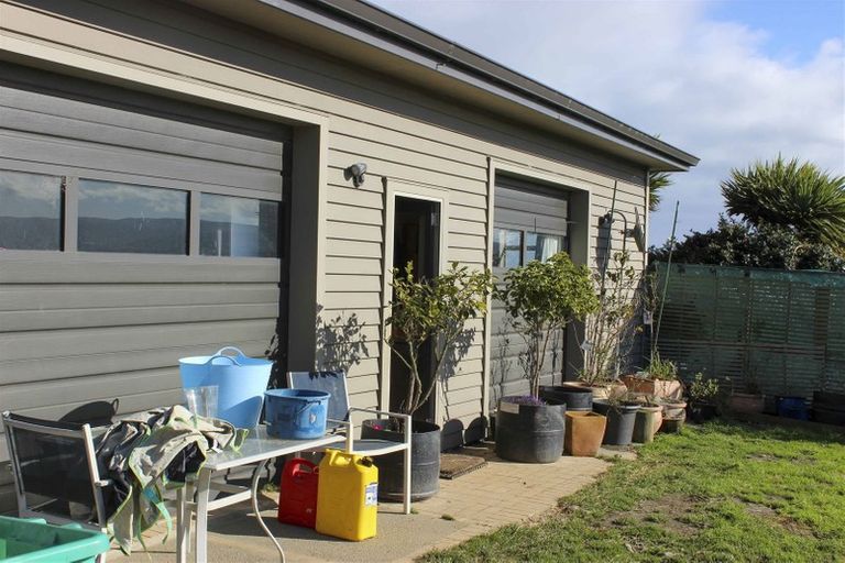 Photo of property in 45 Tihaka Beach Road, Longwood, Riverton, 9881