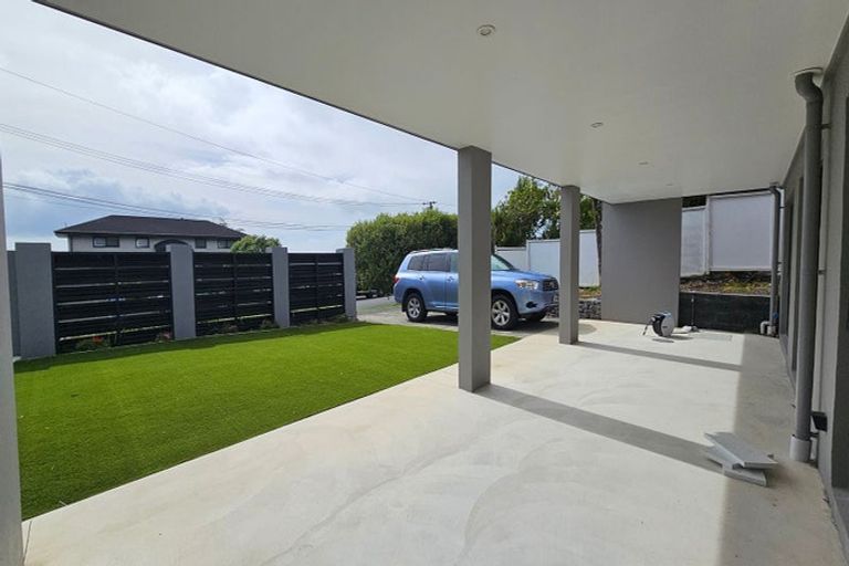 Photo of property in 54 View Road, Campbells Bay, Auckland, 0630