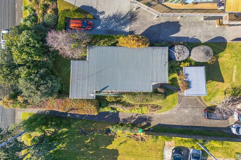 Photo of property in 18 Kauri Road, Stanmore Bay, Whangaparaoa, 0932