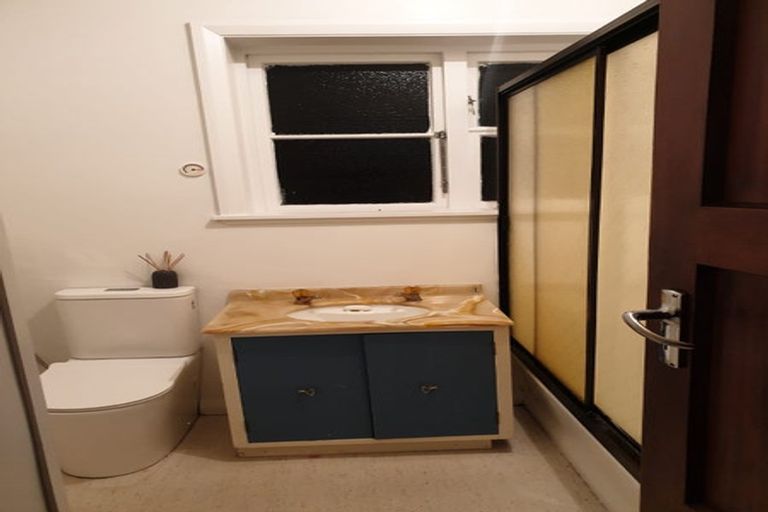 Photo of property in 9a Rowe Place, Burwood, Christchurch, 8061