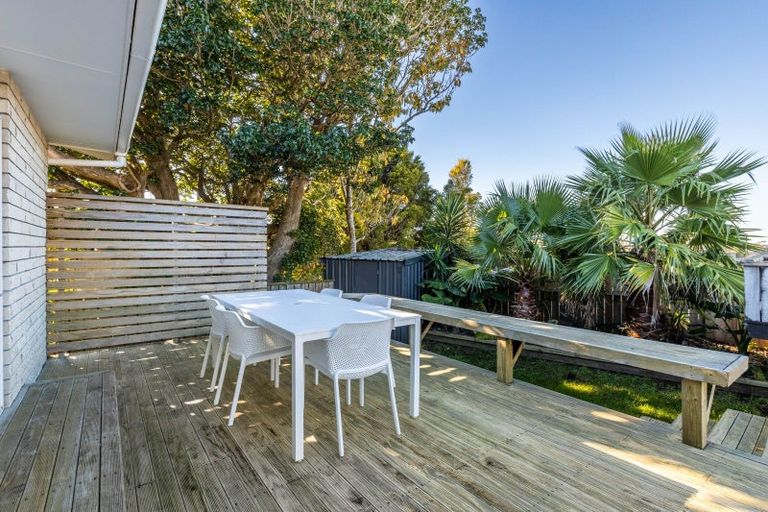 Photo of property in 219a Tukapa Street, Westown, New Plymouth, 4310