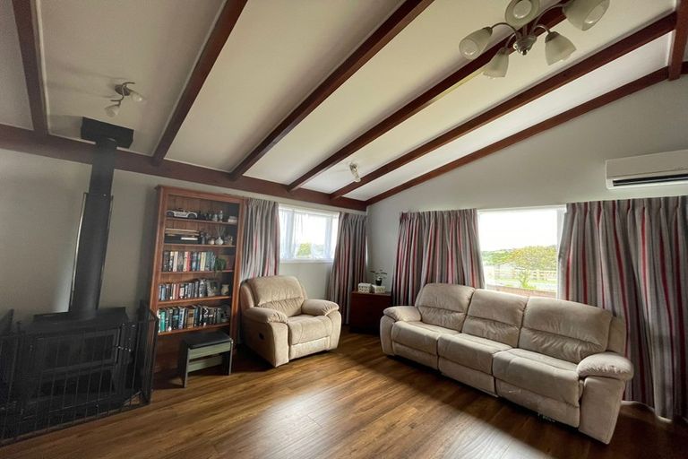 Photo of property in 151 Settlement Road, Papakura, 2110