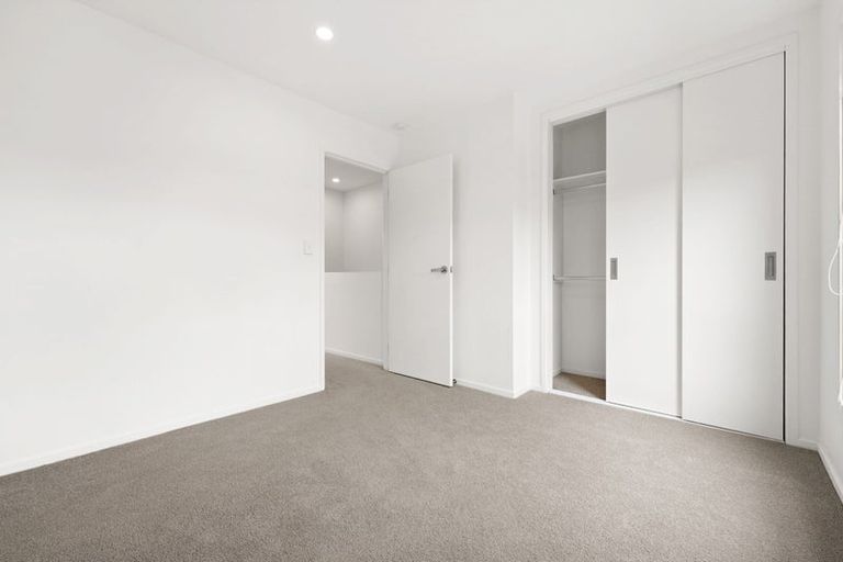 Photo of property in 10 Rara Lane, Manukau, Auckland, 2104