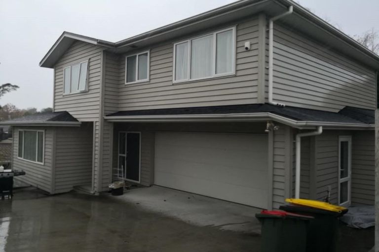 Photo of property in 6b Gossamer Drive, Pakuranga Heights, Auckland, 2010