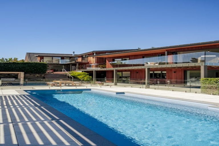 Photo of property in 314 Beacon Point Road, Wanaka, 9305