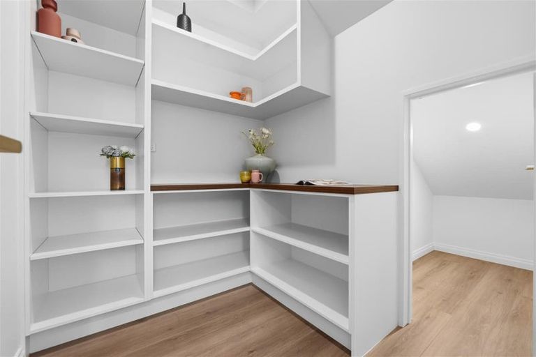 Photo of property in 240 Park Estate Road, Rosehill, Papakura, 2113