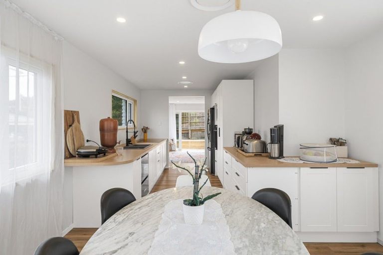 Photo of property in 1 Wayne Place, Judea, Tauranga, 3110