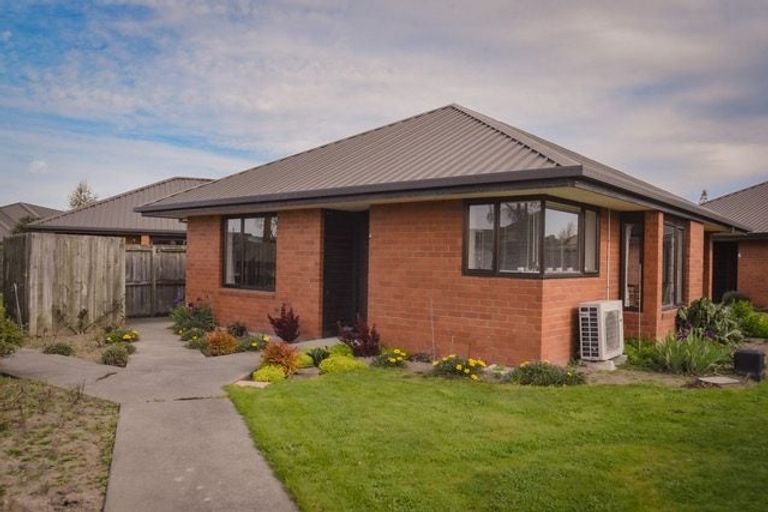 Photo of property in 3/3 Wiltshire Retirement Village, Rangiora, 7400