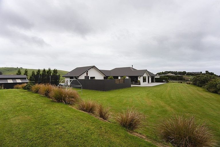 Photo of property in 4/102 Beach Road, Awamoa, Oamaru, 9495
