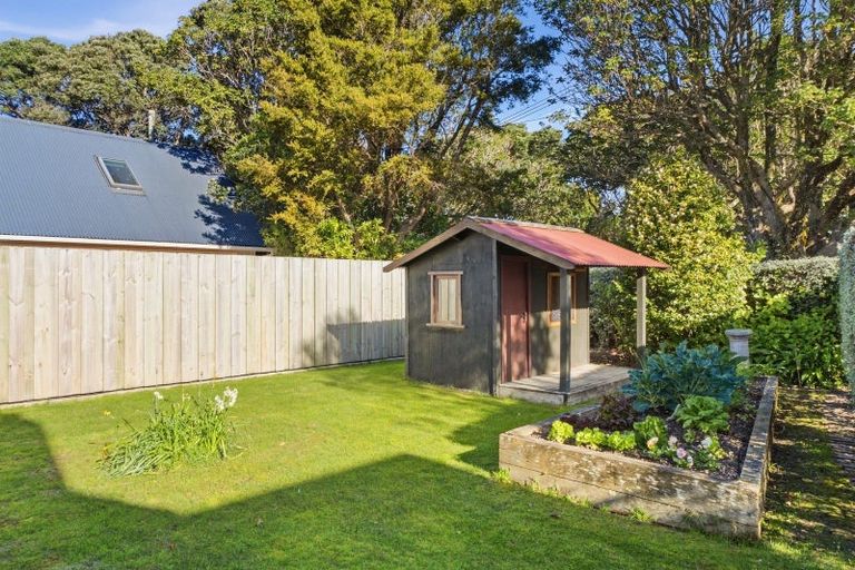 Photo of property in 5 Puriri Street, Woburn, Lower Hutt, 5010