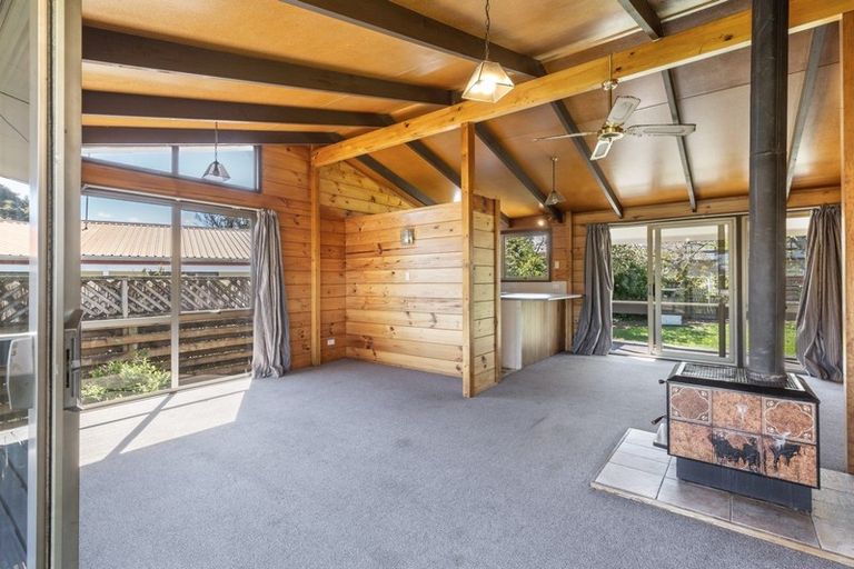 Photo of property in 2 Hyde Avenue, Richmond Heights, Taupo, 3330