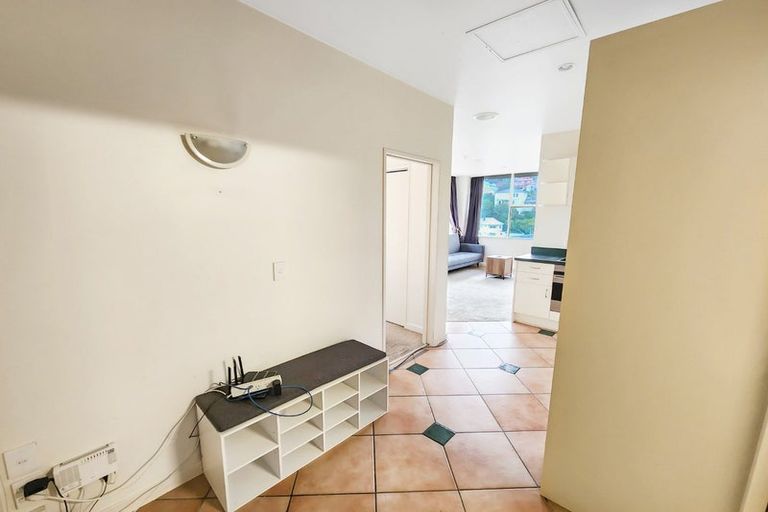 Photo of property in Terrace Tower Apartments, 10d/126 The Terrace, Wellington Central, Wellington, 6011