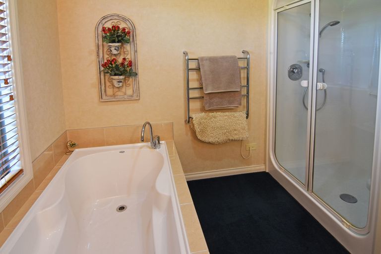 Photo of property in 4 William Donald Drive, Solway, Masterton, 5810