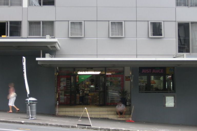 Photo of property in Kiwi On Queen Apartments, 714/421 Queen Street, Auckland Central, Auckland, 1010