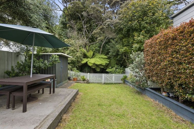 Photo of property in 1/143 Spinella Drive, Bayview, Auckland, 0629