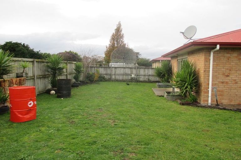 Photo of property in 6 Corsair Place, Melville, Hamilton, 3206