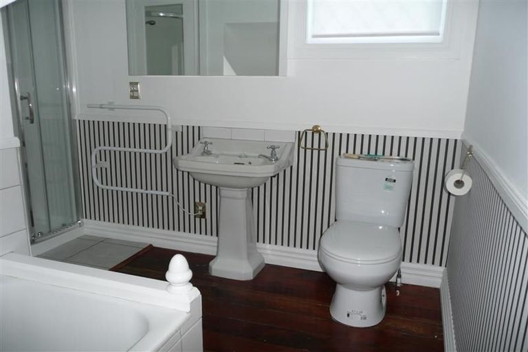 Photo of property in 15 Nairn Street, Mount Cook, Wellington, 6011