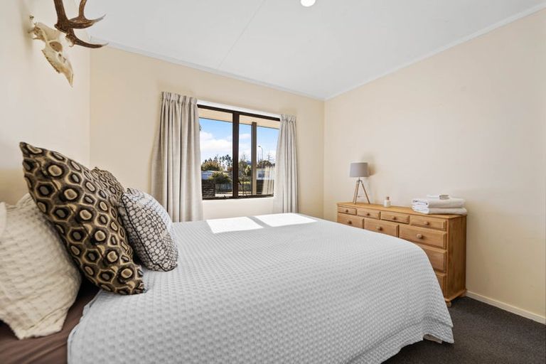 Photo of property in 17 Kiddle Drive, Hilltop, Taupo, 3330