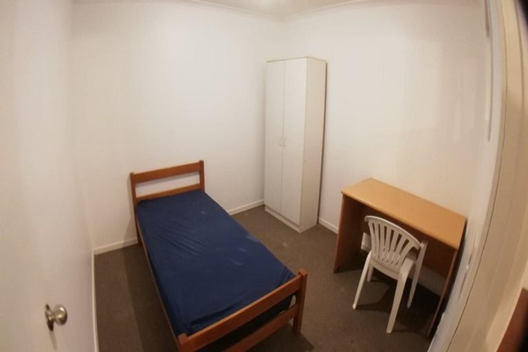 Photo of property in 234 Glamorgan Drive, Northcross, Auckland, 0630