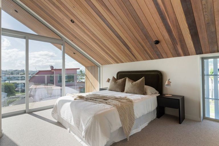 Photo of property in 203 Winifred Avenue, Whangamata, 3620