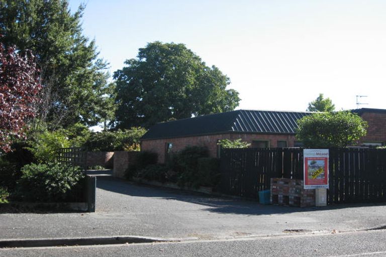 Photo of property in 11 Oak Grove, Ashburton, 7700