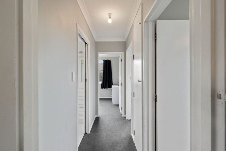 Photo of property in 49 Kimberley Grove, Westbrook, Palmerston North, 4412