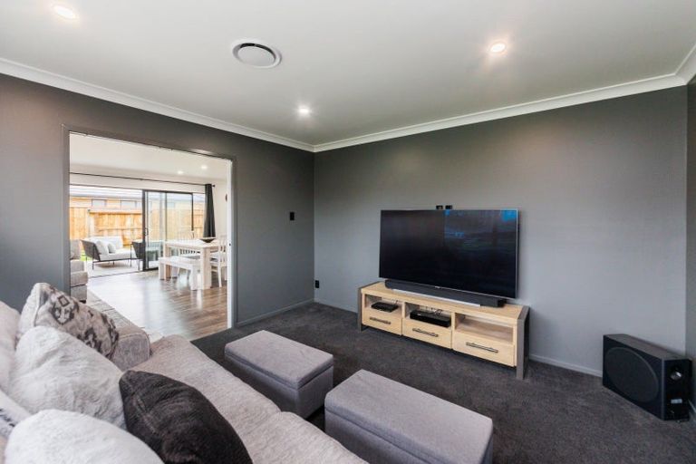 Photo of property in 9 Monarch Drive, Ashhurst, 4810