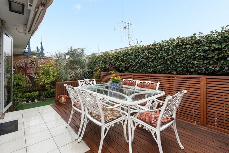 Photo of property in 15a Laing Place, Otumoetai, Tauranga, 3110