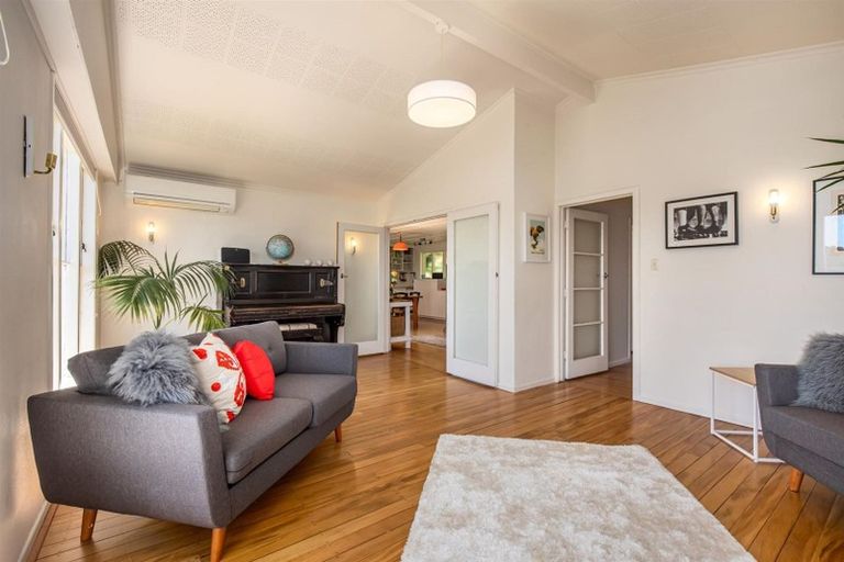 Photo of property in 3 Mira Grove, Paekakariki, 5034