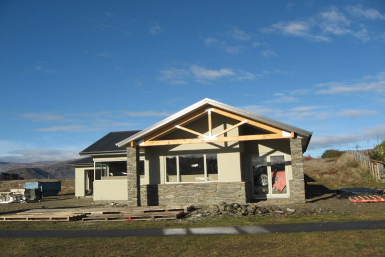 Photo of property in 12 Allenby Place, Wanaka, 9305