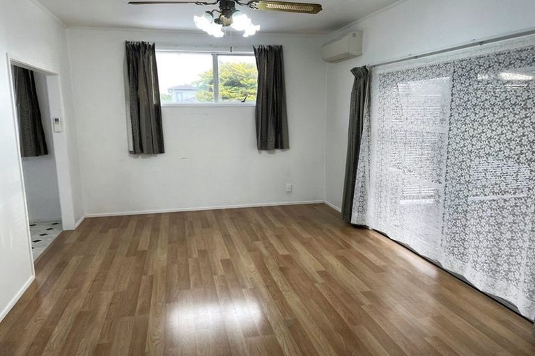 Photo of property in 5 Damson Place, Bucklands Beach, Auckland, 2012