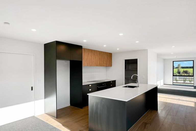 Photo of property in 124 Dunns Crossing Road, Rolleston, 7614