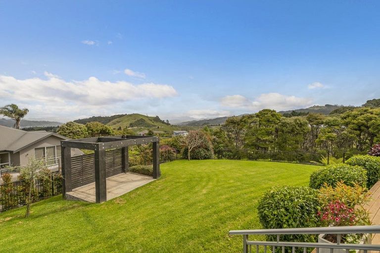 Photo of property in 50 Tarapatiki Drive, Whitianga, 3510