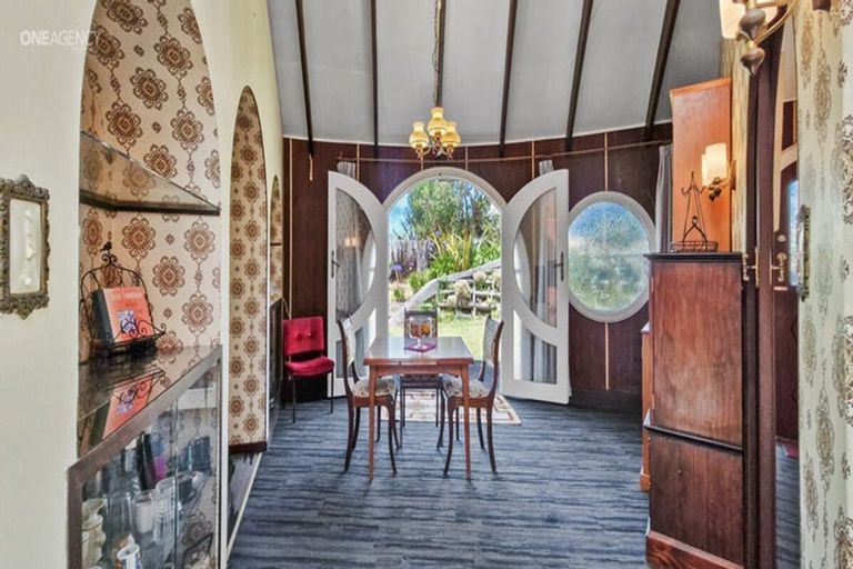 Photo of property in 104 Koputara Road, Himatangi Beach, Foxton, 4891