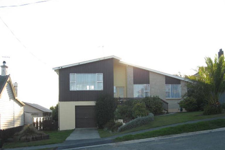 Photo of property in 42 Greta Street, South Hill, Oamaru, 9400