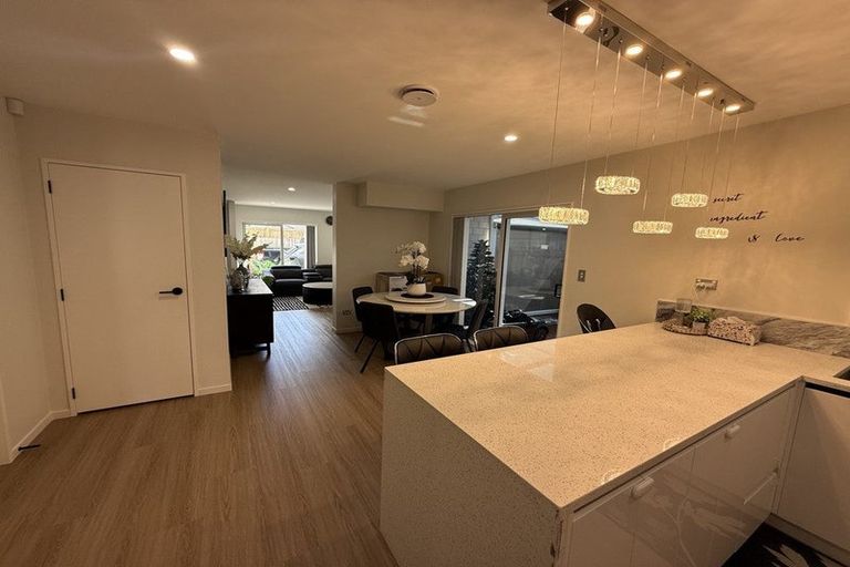 Photo of property in 37e Central Avenue, Papatoetoe, Auckland, 2025