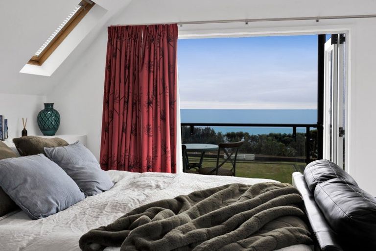 Photo of property in 36 Octavius Place, New Plymouth, 4312