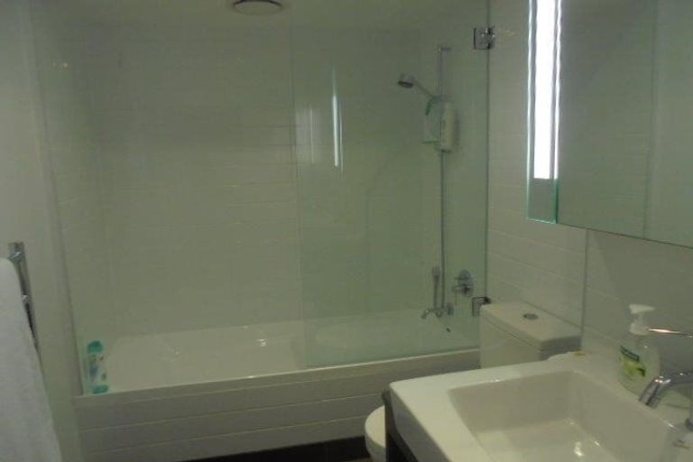 Photo of property in 301/7 Humber Street, Pandora, Napier, 4110