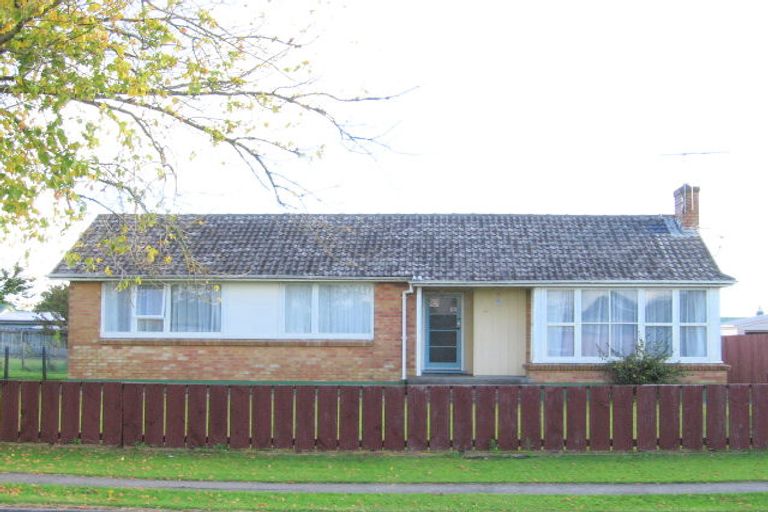 Photo of property in 20 Pohutukawa Drive, Tokoroa, 3420