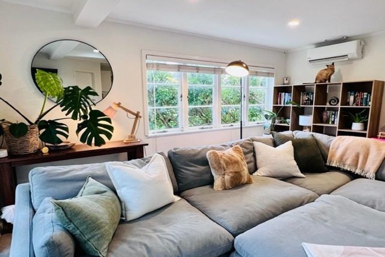 Photo of property in 23 Linwood Avenue, Mount Albert, Auckland, 1025