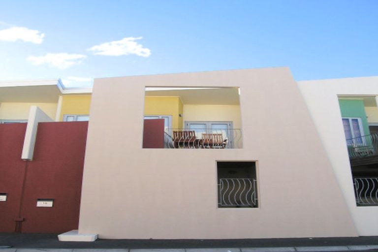 Photo of property in 18 Waghorne Street, Ahuriri, Napier, 4110